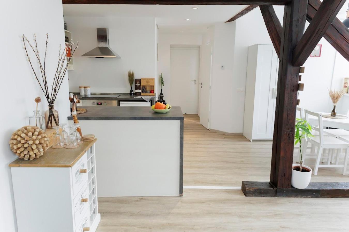 Apartmán Vip In Old Town With Free Parking Bratislava