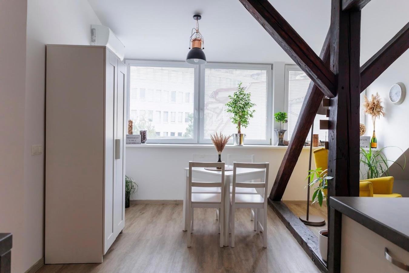 Vip In Old Town With Free Parking Apartmán